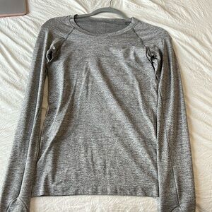 slate grey lululemon swiftly tech long sleeve tee